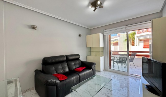 Resale - Apartment - Orihuela Costa - Punta Prima