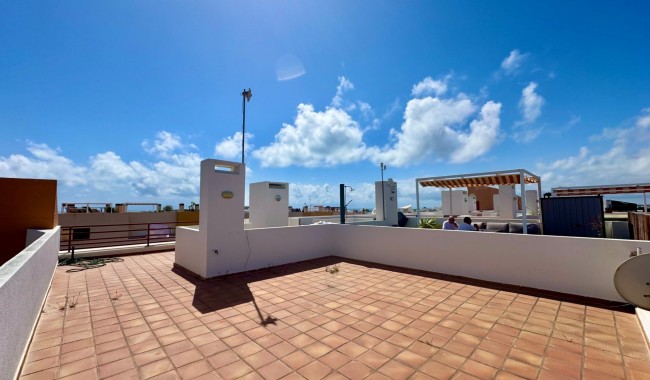 Resale - Apartment - Orihuela Costa - Punta Prima