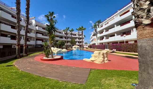 Resale - Apartment - Orihuela Costa - Punta Prima