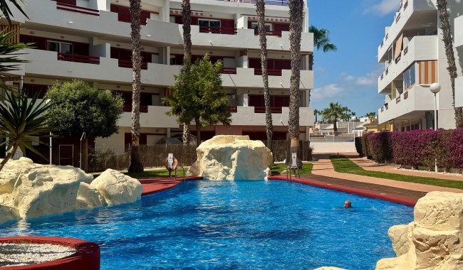 Resale - Apartment - Orihuela Costa - Punta Prima