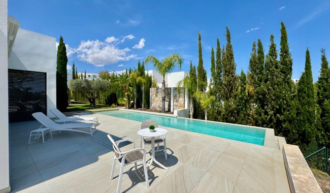 Segunda mano - Villa - Orihuela - Las Colinas Golf Resort