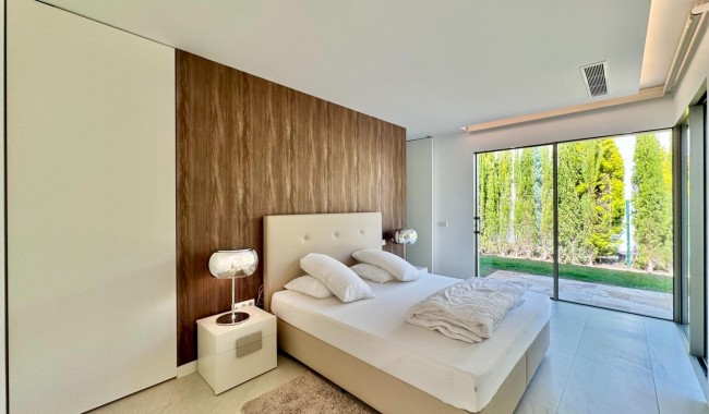 Segunda mano - Villa - Orihuela - Las Colinas Golf Resort