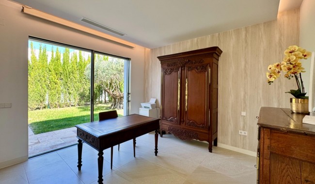 Segunda mano - Villa - Orihuela - Las Colinas Golf Resort