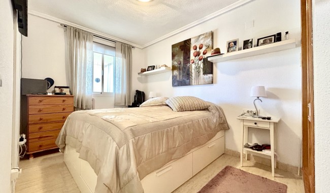 Resale - Apartment - La Mata, Torrevieja - La Mata