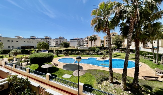 Resale - Apartment - La Mata, Torrevieja - La Mata
