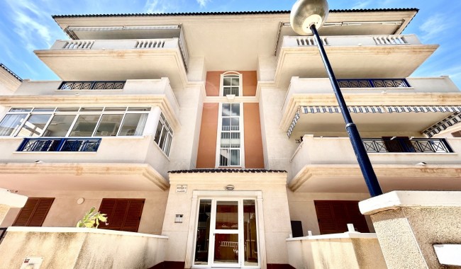Resale - Apartment - La Mata, Torrevieja - La Mata