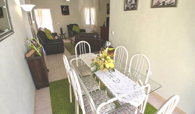 Resale - Villa - Villamartín - El Presidente