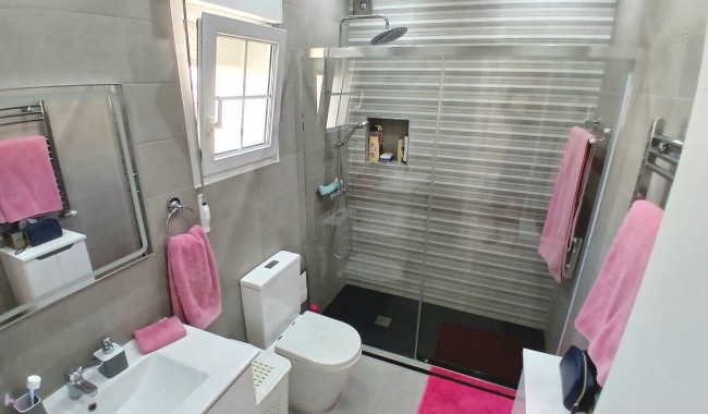 Resale - Villa - Villamartín - El Presidente
