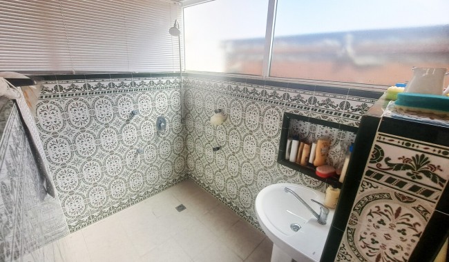 Resale - Villa - Villamartín - El Presidente