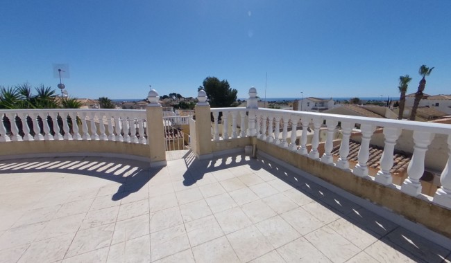 Resale - Villa - Villamartín - El Presidente