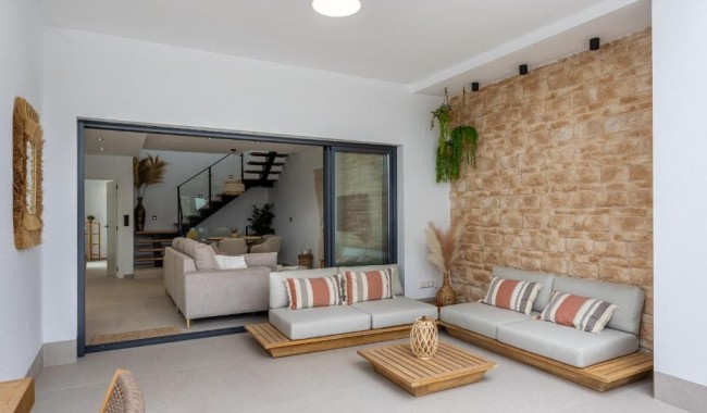Resale - Villa - Dolores