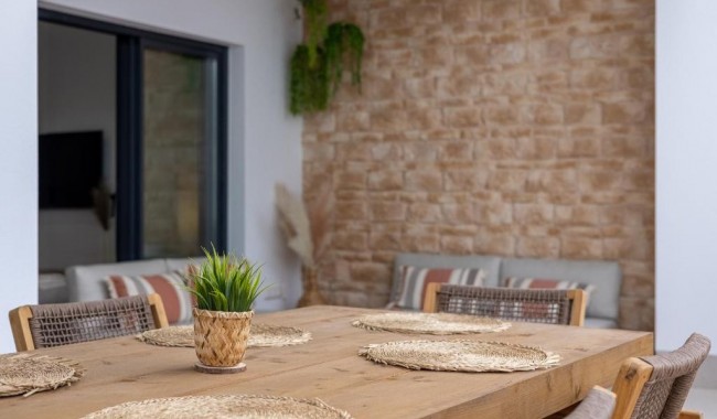 Resale - Villa - Dolores