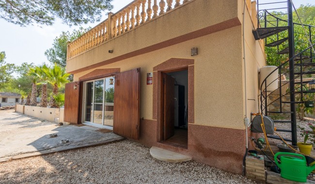 Resale - Finca - Torremendo