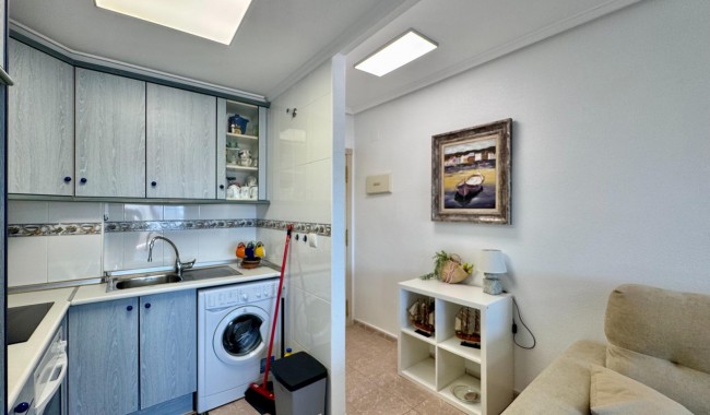 Resale - Apartment - Torrevieja - Gaspar Perrelló