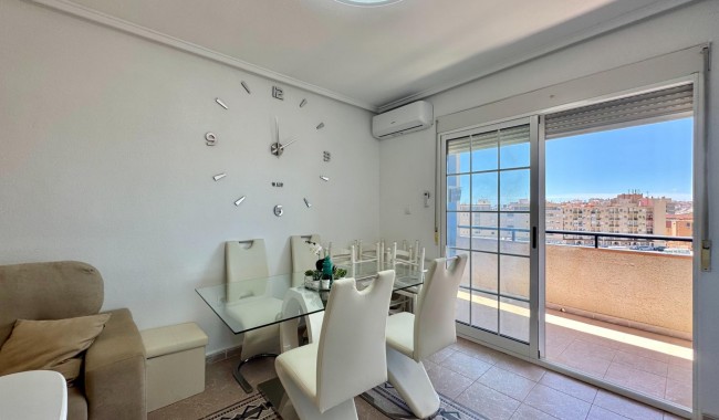 Resale - Apartment - Torrevieja - Gaspar Perrelló