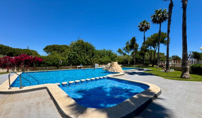Resale - Apartment - Torrevieja - Gaspar Perrelló