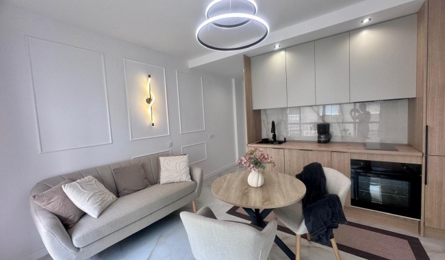 Resale - Apartment - Torrevieja