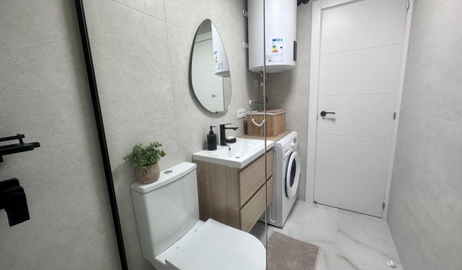 Resale - Apartment - Torrevieja