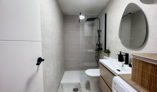 Resale - Apartment - Torrevieja