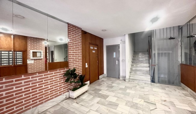 Resale - Apartment - Torrevieja