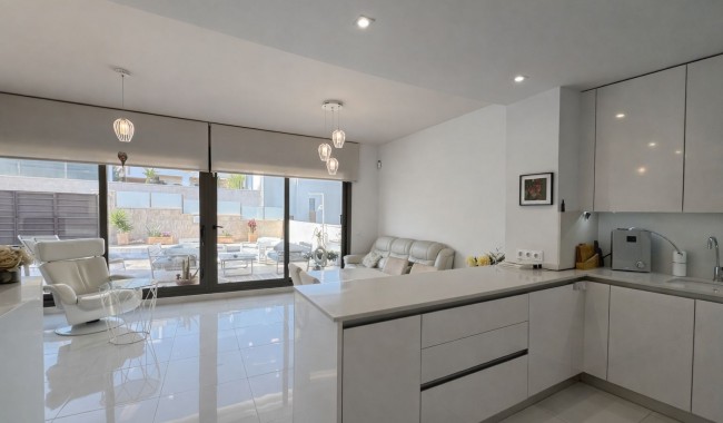 Resale - Villa - Orihuela Costa - Orihuela costa