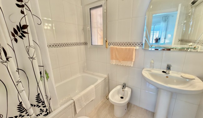 Resale - Villa - Benijófar - Benimar