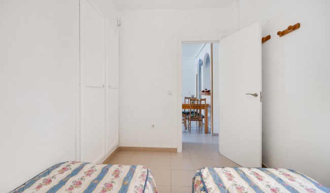 Segunda mano - Bungalow - Torrevieja - Playa de los Naufragos