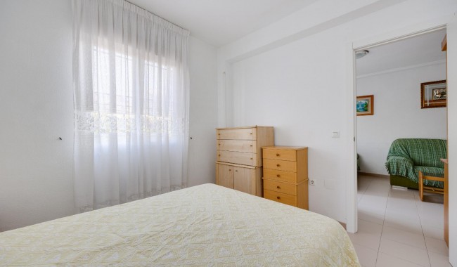 Segunda mano - Bungalow - Torrevieja - Playa de los Naufragos