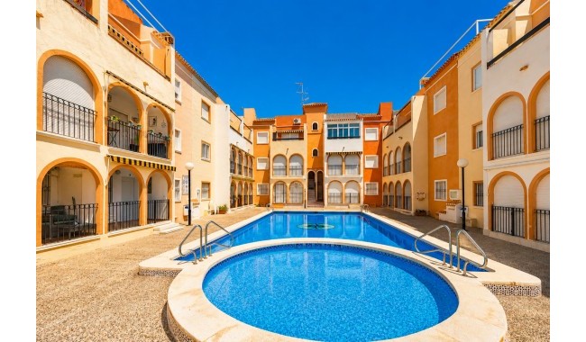 Segunda mano - Bungalow - Torrevieja - Playa de los Naufragos