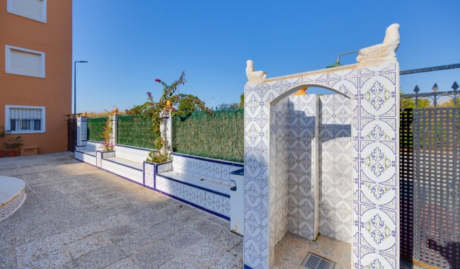 Segunda mano - Bungalow - Torrevieja - Playa de los Naufragos
