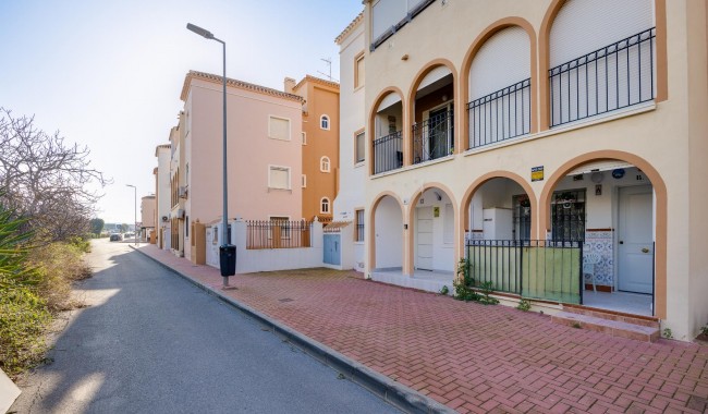 Segunda mano - Bungalow - Torrevieja - Playa de los Naufragos