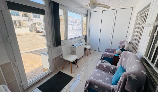 Sprzedaż - Apartament - Orihuela - Orihuela costa