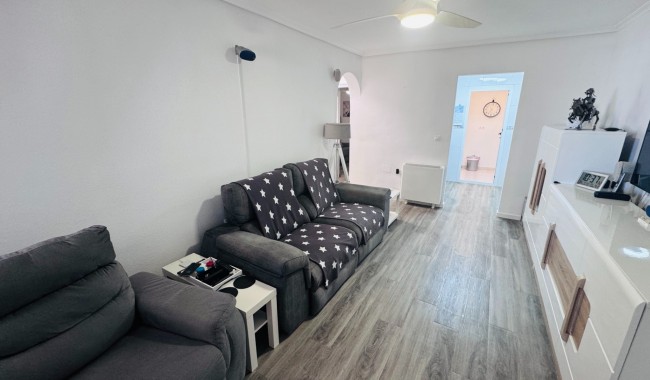 Sprzedaż - Apartament - Orihuela - Orihuela costa