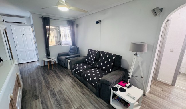 Sprzedaż - Apartament - Orihuela - Orihuela costa