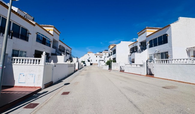 Sprzedaż - Apartament - Orihuela - Orihuela costa