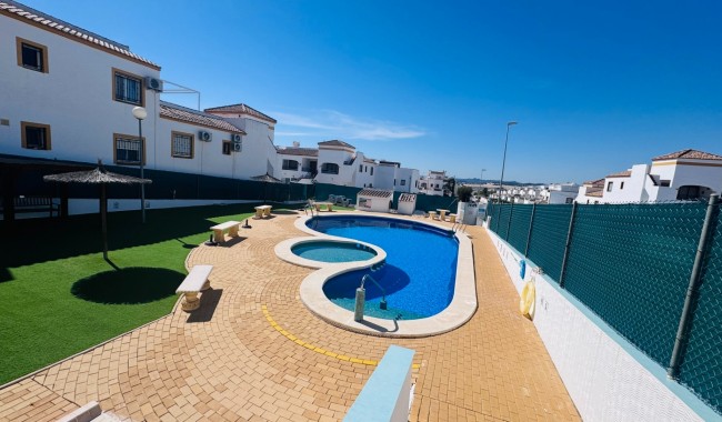 Sprzedaż - Apartament - Orihuela - Orihuela costa