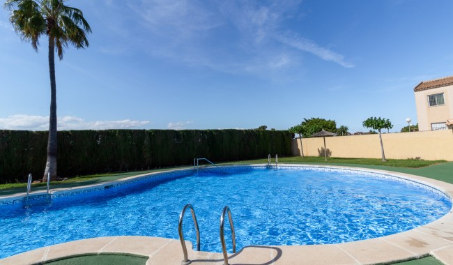 Resale - Apartment - Torrevieja - San Luis