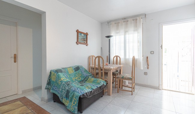 Resale - Apartment - Torrevieja - San Luis