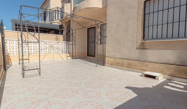 Resale - Apartment - Torrevieja - San Luis