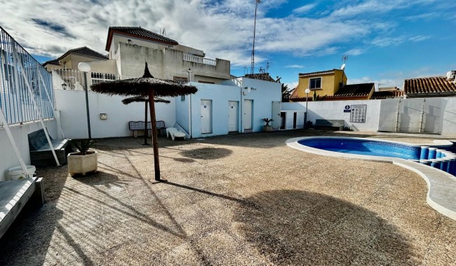 Resale - Townhouse - Torrevieja - Los Balcones