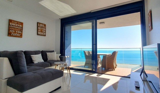 Resale - Apartment - Punta Prima