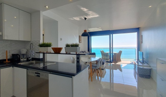 Resale - Apartment - Punta Prima