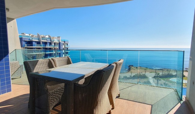 Resale - Apartment - Punta Prima