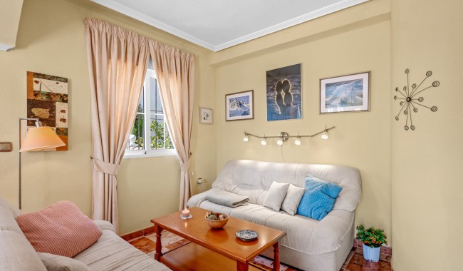 Resale - Quatro house - Cabo Roig