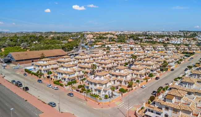 Resale - Quatro house - Cabo Roig