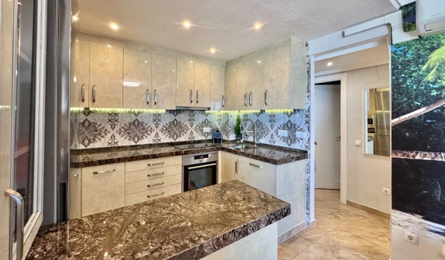 Sprzedaż - Apartament - Torrevieja - Torre la mata