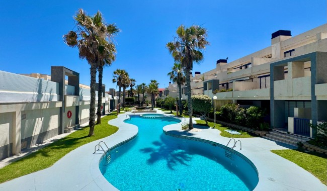 Sprzedaż - Apartament - Torrevieja - Torre la mata