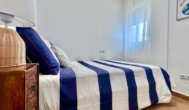 Segunda mano - Apartamento - Torrevieja - Acequion