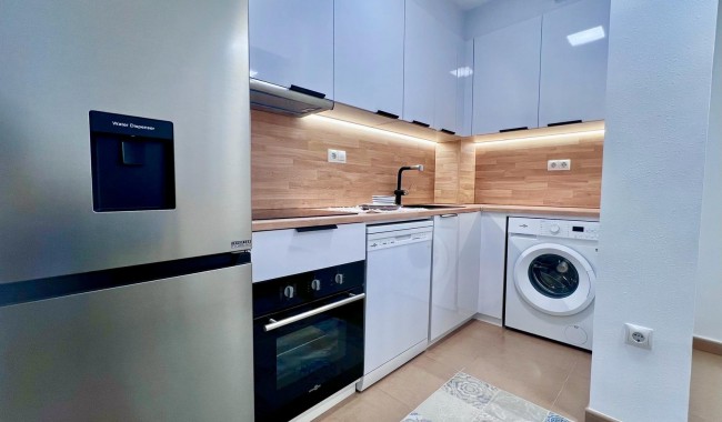 Segunda mano - Apartamento - Torrevieja - Acequion