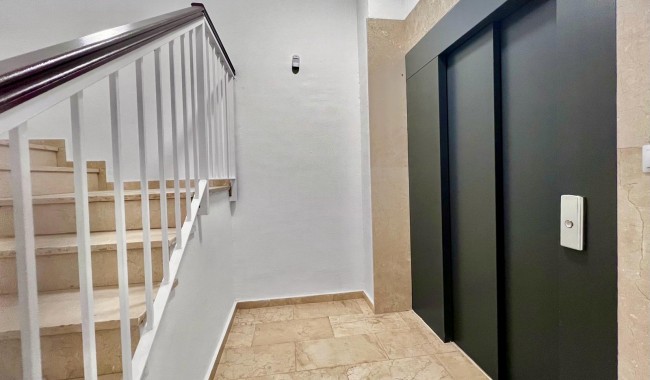 Begagnad - Lägenhet - Torrevieja - Acequion